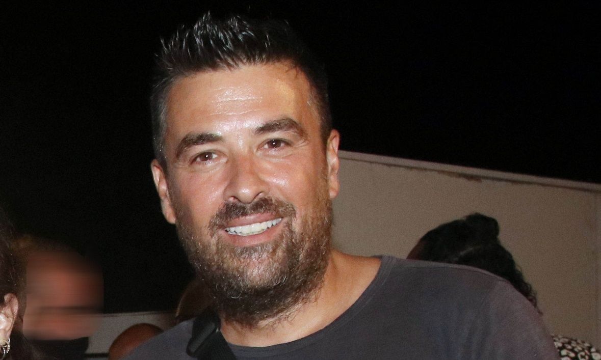 Γιάννης Αϊβάζης: Αυτή είναι η νέα του σύντροφος, μετά τον χωρισμό από την Μαρία Κορινθίου