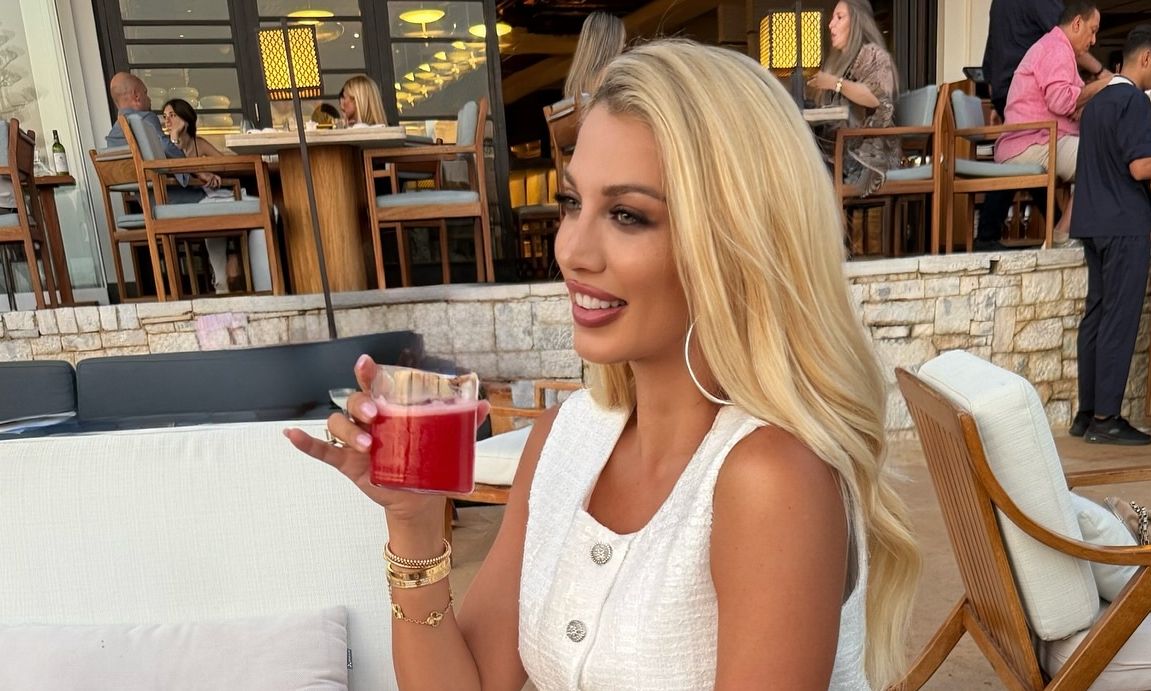 Κωνσταντίνα Σπυροπούλου: Έφτιαξε το viral γλυκάκι του καλοκαιριού – Η light συνταγή του