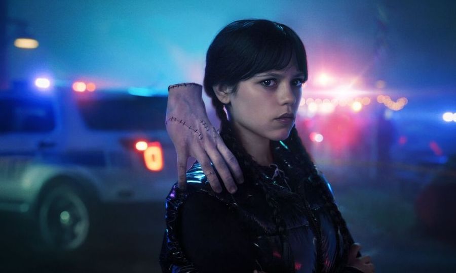 Όσα πρέπει να ξέρεις για την πρεμιέρα της 3ης σεζόν της Merlina - Έρχεται σύντομα στο Netflix