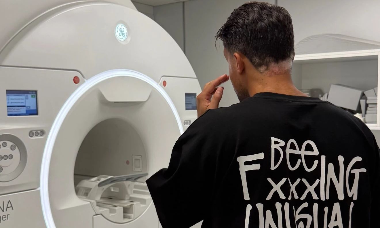 Σάκης Κατσούλης: Η νέα ανάρτηση για το πρόβλημα υγείας του, η αξονική τομογραφία & η «προσευχή»