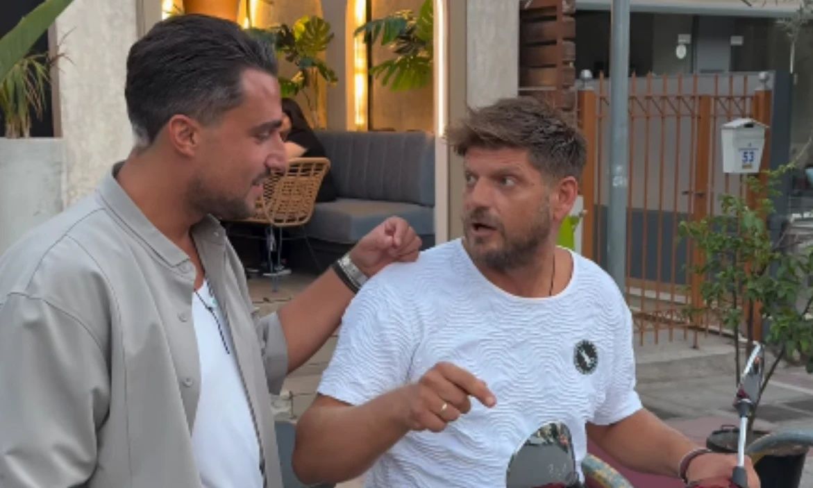 «Δεν ακούω ρε»: Το χιουμοριστικό βίντεο του Κατσούλη με τον Τεντόπουλο μετά τη διάγνωση βαρηκοΐας