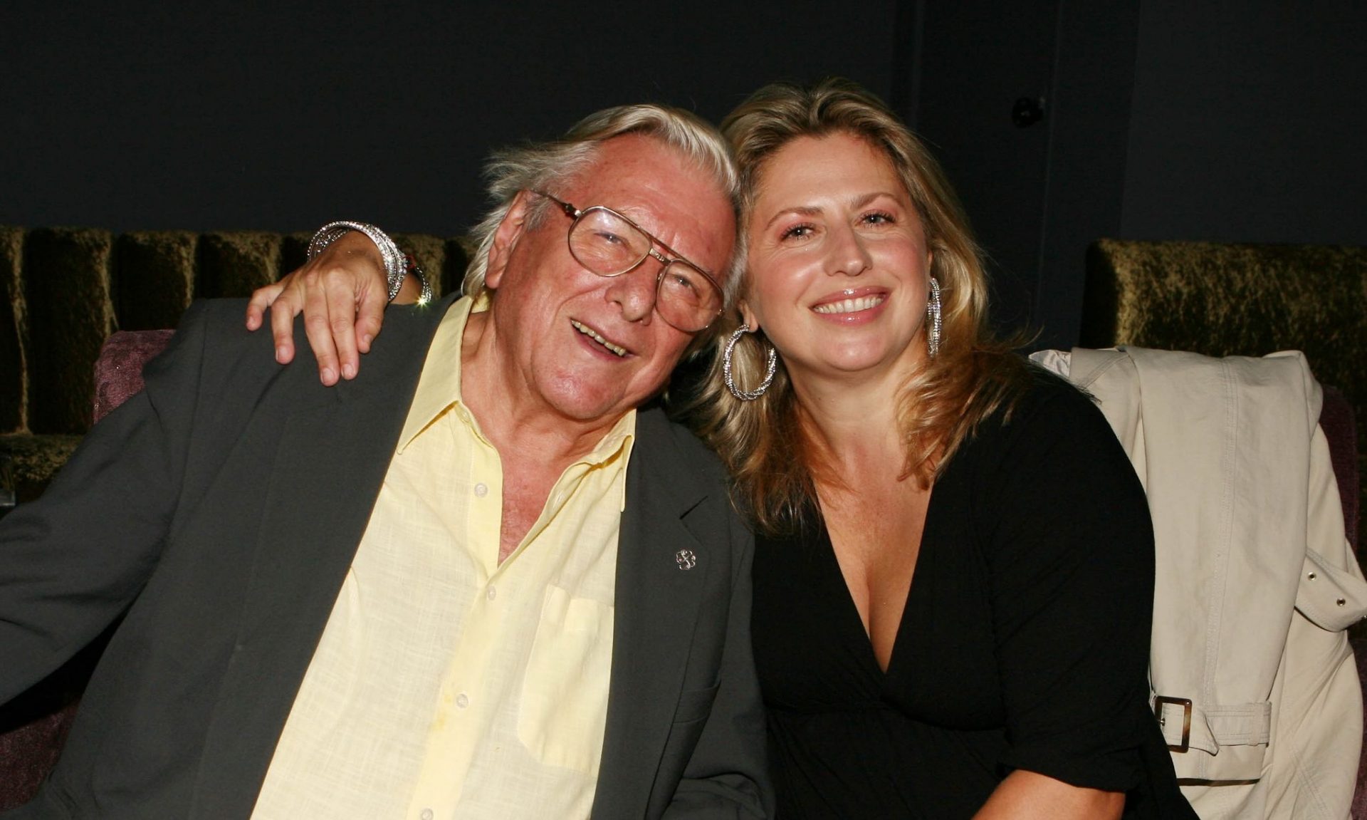 Σάντρα Βουτσά: Η κόντρα με την πρώτη σύζυγο του πατέρα της, το σύμφωνο συμβίωσης & ο φύλακας άγγελος