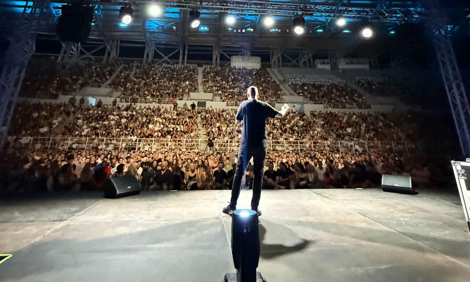 Αλέξανδρος Τσουβέλας: Ο «Εξωγήινος» απογείωσε την Πάτρα