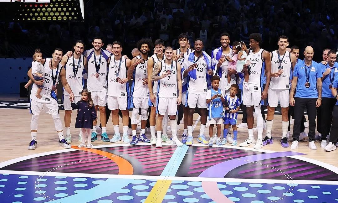 Eurobasket 2025: Η Ελλάδα ξανά στο βάθρο – Ρίγη συγκίνησης στην απονομή του χάλκινου μεταλλίου