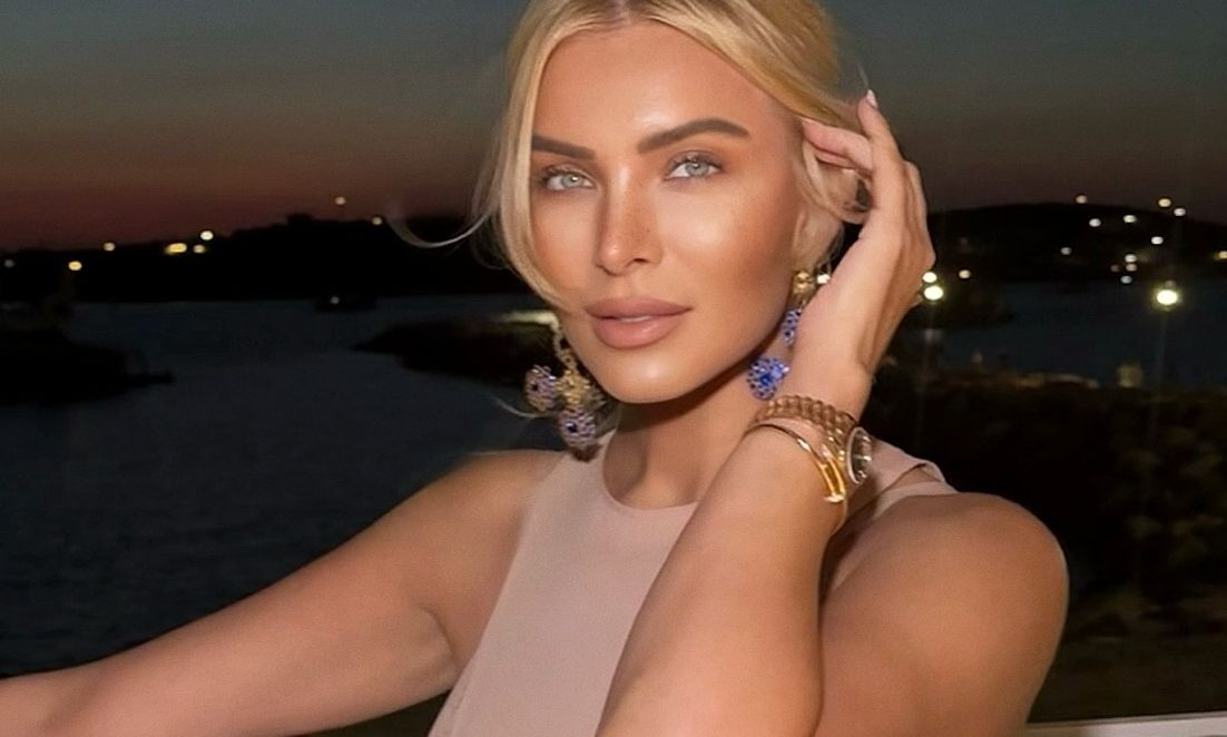 Η εξομολόγηση της Καινούργιου: Η μητέρα μου πέρασε πάρα πολύ δύσκολα το καλοκαίρι με θέματα υγείας