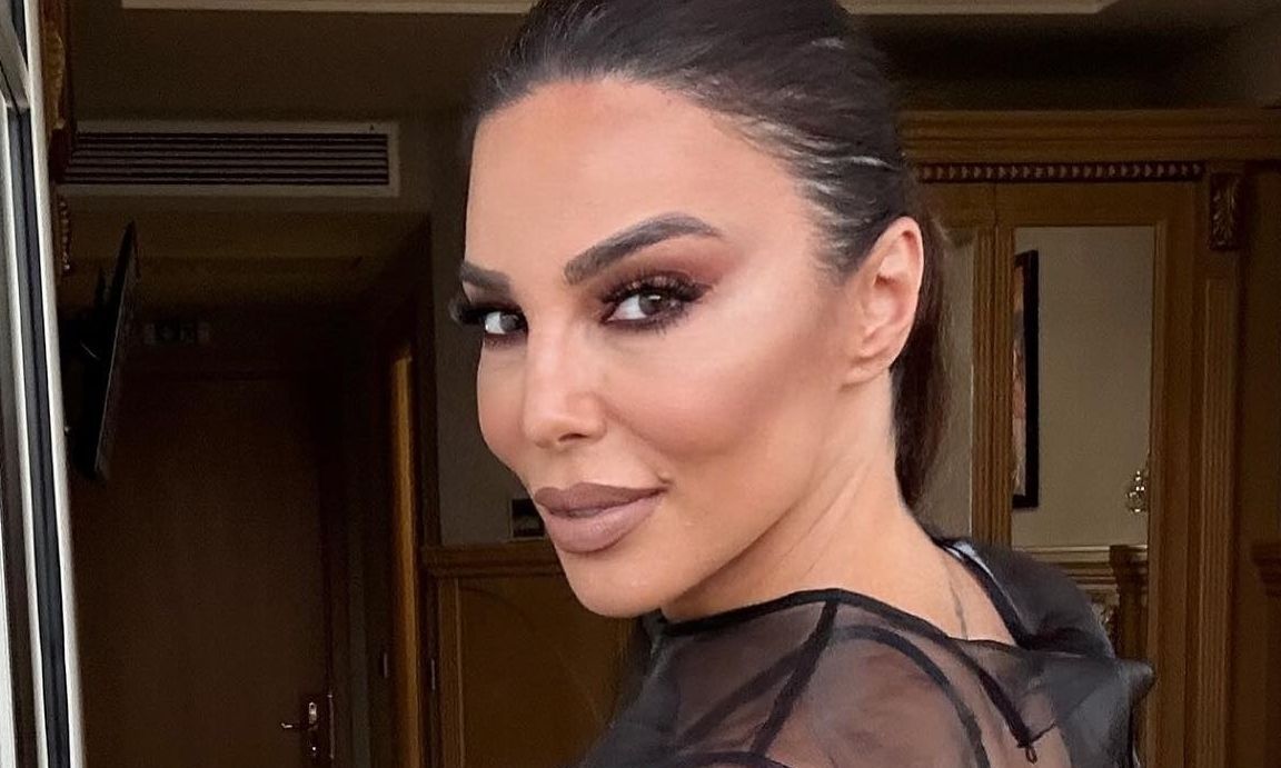 Κέλλυ Κελεκίδου: «Δεν με απασχολούν καθόλου τα δημοσιεύματα περί χωρισμού με τον Νίκο Κουρκούλη»