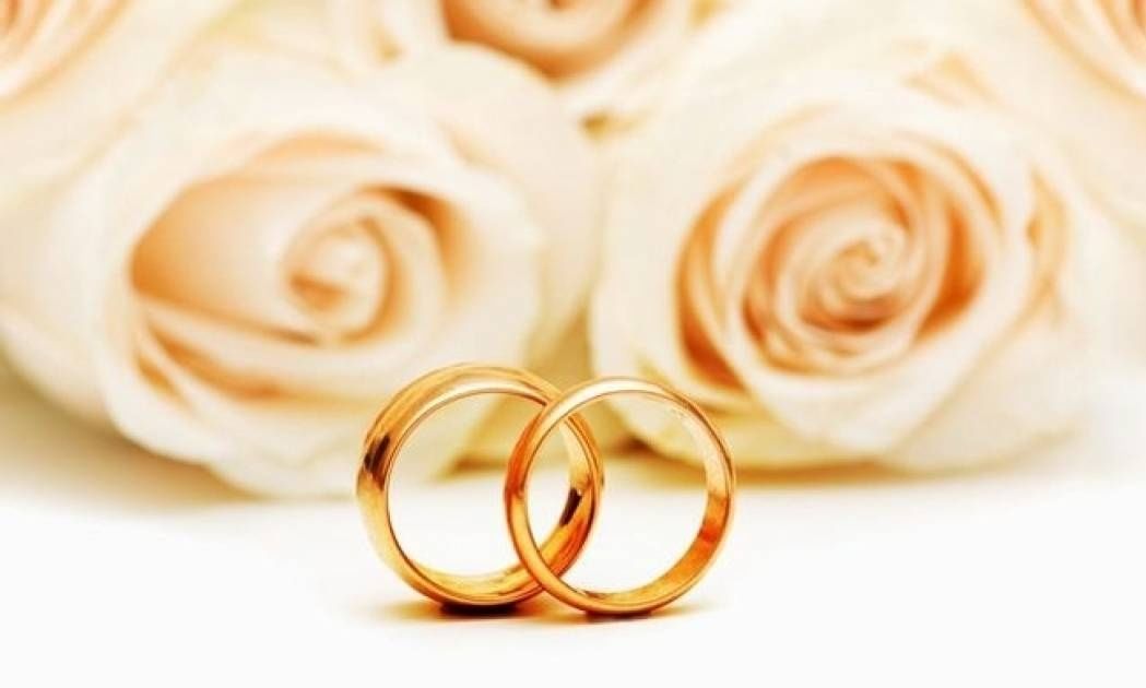 Σήμερα γάμος γίνεται! Παρουσιάστρια παντρεύεται στη Γλυφάδα