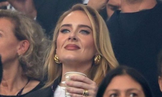 Η Adele σε συζητήσεις για το ημίχρονο του Super Bowl 2026;