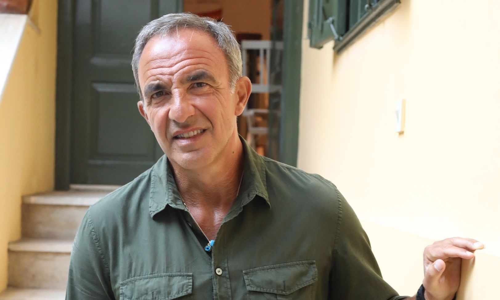 Νίκος Αλιάγας: Η Γαλλία, η Οδύσσεια, το οικοτροφείο και το… ξεμάτιασμα της γειτόνισσας!