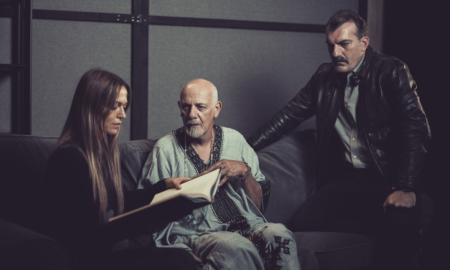 «Η Συνάντηση»: Γιώργος Κιμούλης- Κατερίνα Θεοχάρη - Βασίλης Γιακουμάρος στο θέατρο Μουσούρη