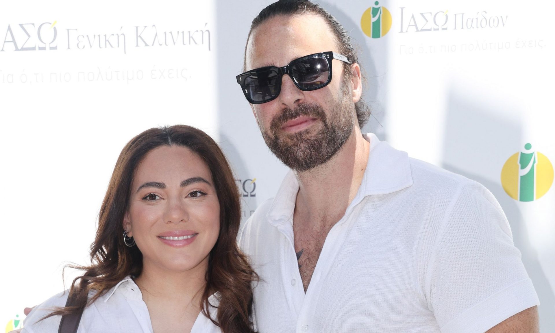 Βαλαβάνη-Μόργκαν: Βρέθηκαν ξανά στο εκκλησάκι όπου παντρεύτηκαν πέρυσι - «Αυτή τη φορά οι 3 μας»