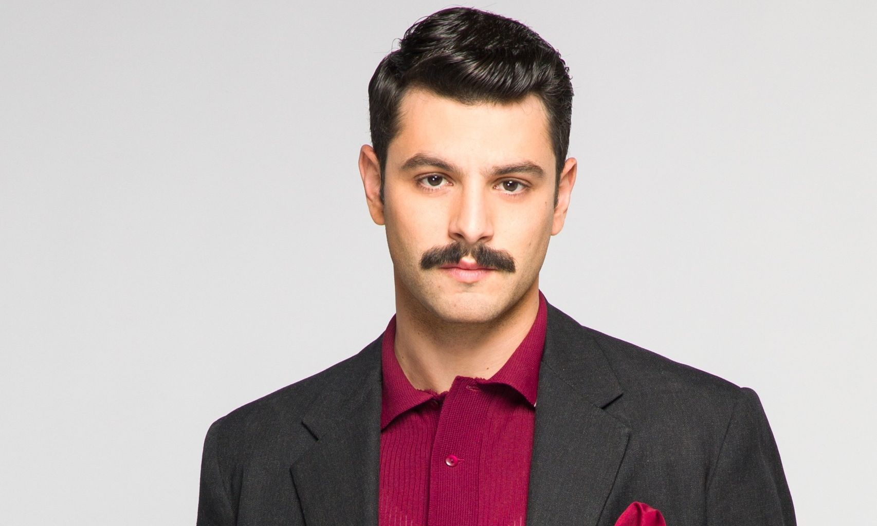 Porto Leone – Βασίλης Μηλιώνης: Ο «Γρηγόρης» της σειράς, οι σπουδές στη Φιλοσοφική & η νέα ζωή!