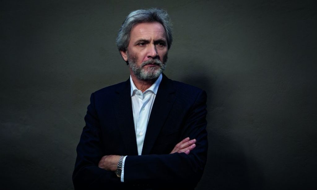 Ο συγγραφέας & στιχουργός Γιάννης Καλπούζος στο gossip-tv: Ο Μεθυστής & η φιλία με τον Λιδάκη