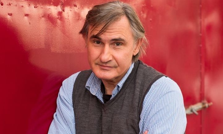 Άκης Σακελλαρίου: Το κομμάτι της φιλίας είναι αυτό που σε συντροφεύει έως το τέλος