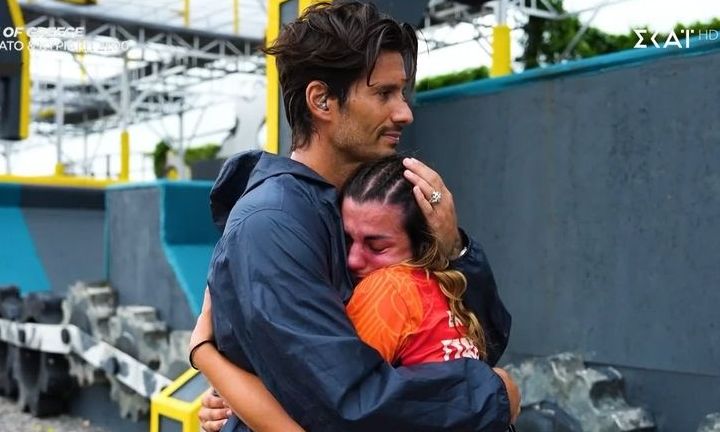 Exathlon: «Λύγισε» η Σταυρούλα με τα λόγια του Γιώργου Καράβα - Έπεσε στην αγκαλιά του και έκλαιγε