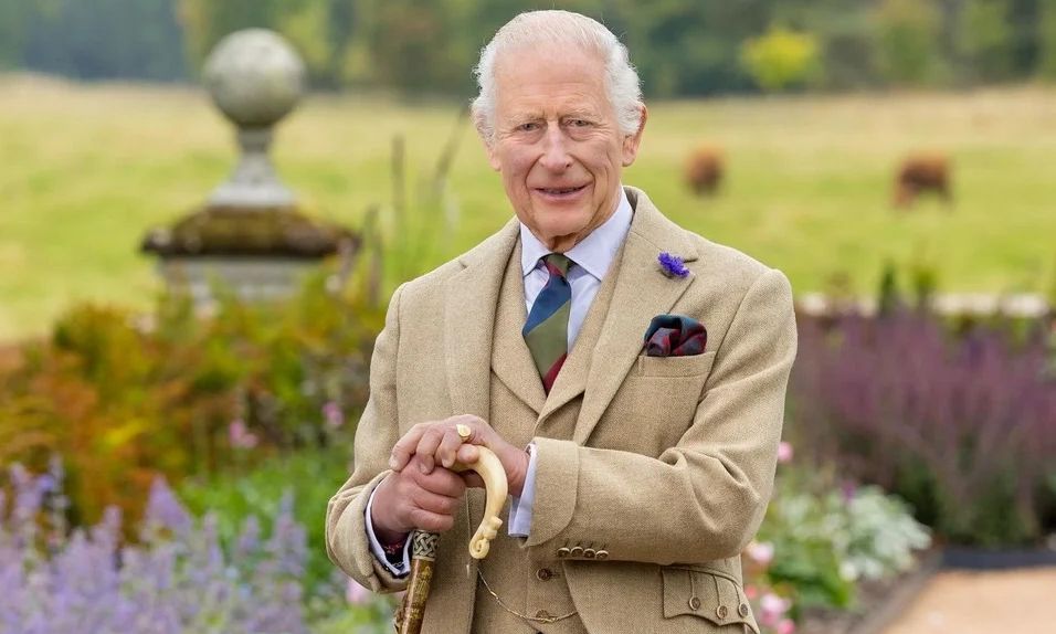Βασιλιάς Κάρολος: Το μυστήριο με το δαχτυλίδι του και η σχέση με την Ελλάδα