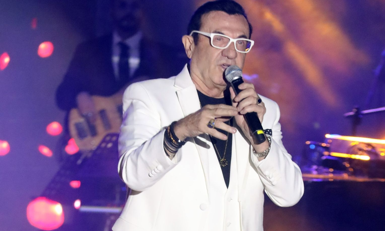 Λευτέρης Πανταζής: «Όσο η σκηνή με θέλει, θα είμαι παρών. Αν έρθει η στιγμή να σταματήσω, θα... »