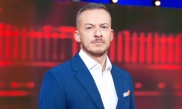 Πάνος Δημάκης: Η 5η χρονιά του Chase, η Μπεκατώρου & το νέο του βιβλίο