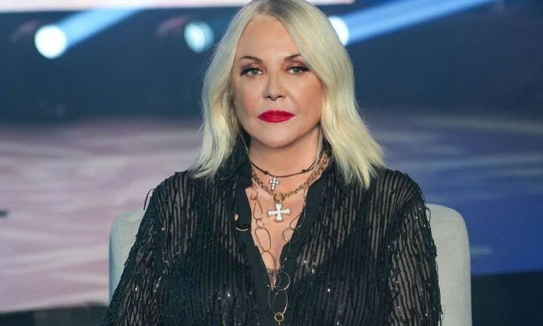 Έξαλλη η Ρούλα Κορομηλά: «Πιο πάτο δεν έχει! Το μίσος δίνει νόημα στις άδειες τους ζωές»