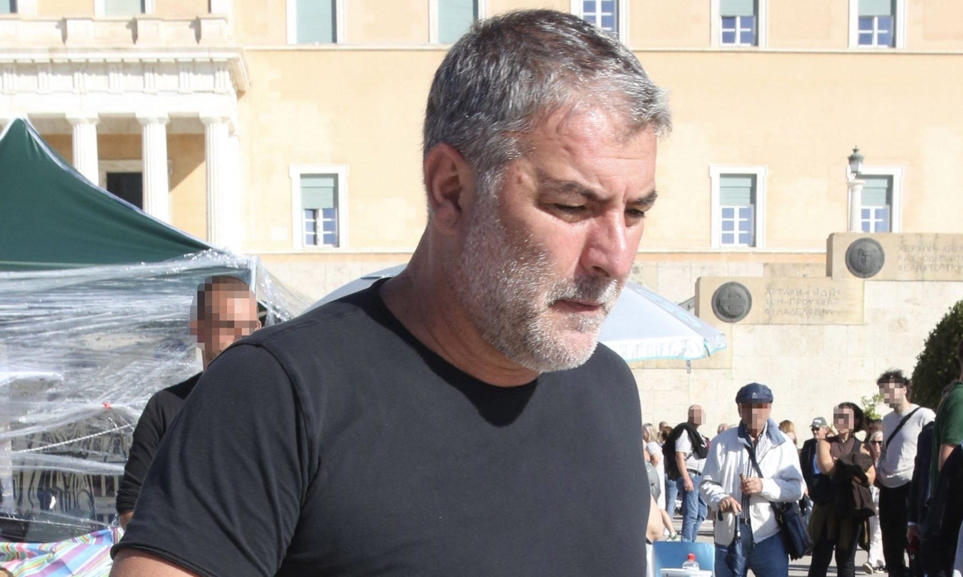 Επιστήθιος φίλος του Μπισμπίκη: «Είναι άνθρωπος που αναλαμβάνει την ευθύνη που του αναλογεί»