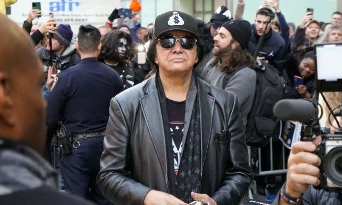 Τροχαίο για τον Τζιν Σίμονς των Kiss στο Μαλιμπού! Η κατάσταση της υγείας του και η ανάρρωση