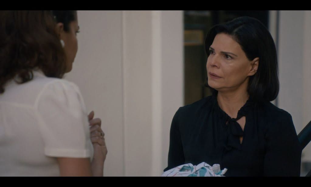 Porto Leone: Το Χ υποκλίθηκε στην Μαρίνα Ασλάνογλου: «Παίζει χωρίς λόγια, με τα μάτια!»