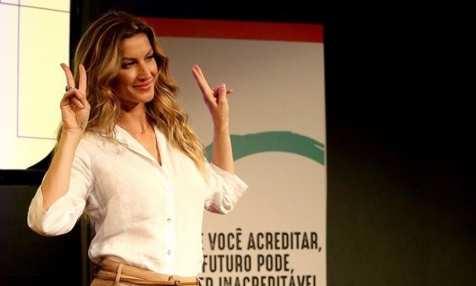 Η Ζιζέλ Μπούντχεν ζει την απόλυτη οικογενειακή ευτυχία