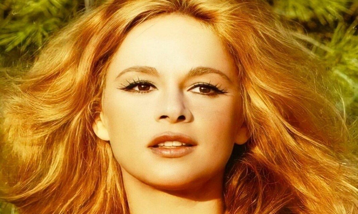 «Δύο χρόνια έκανε να μου μιλήσει η Αλίκη Βουγιουκλάκη, επειδή την ξεμπρόστιασα»