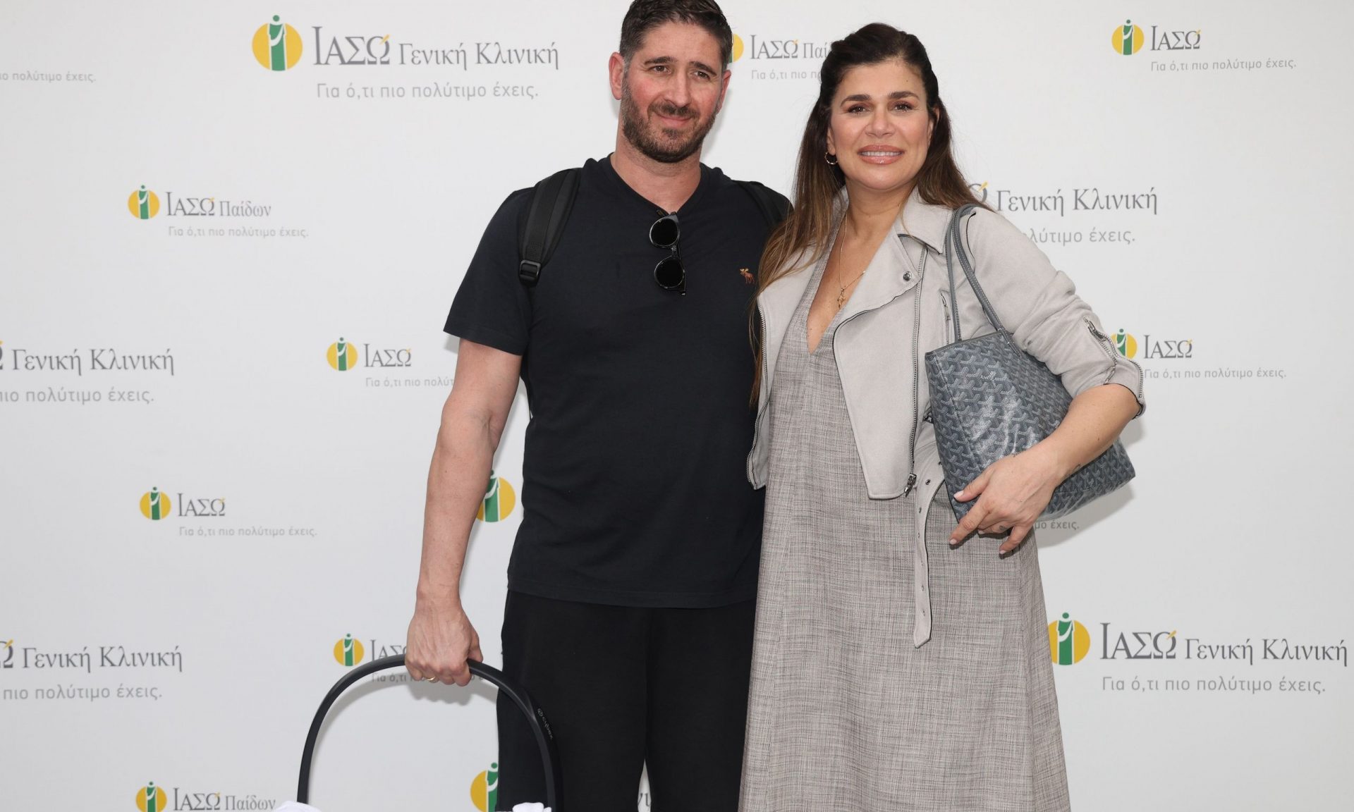 Νεσχάν Μουλαζίμ: Η πρώτη έξοδος με το μωρό και το εξιτήριο από το μαιευτήριο