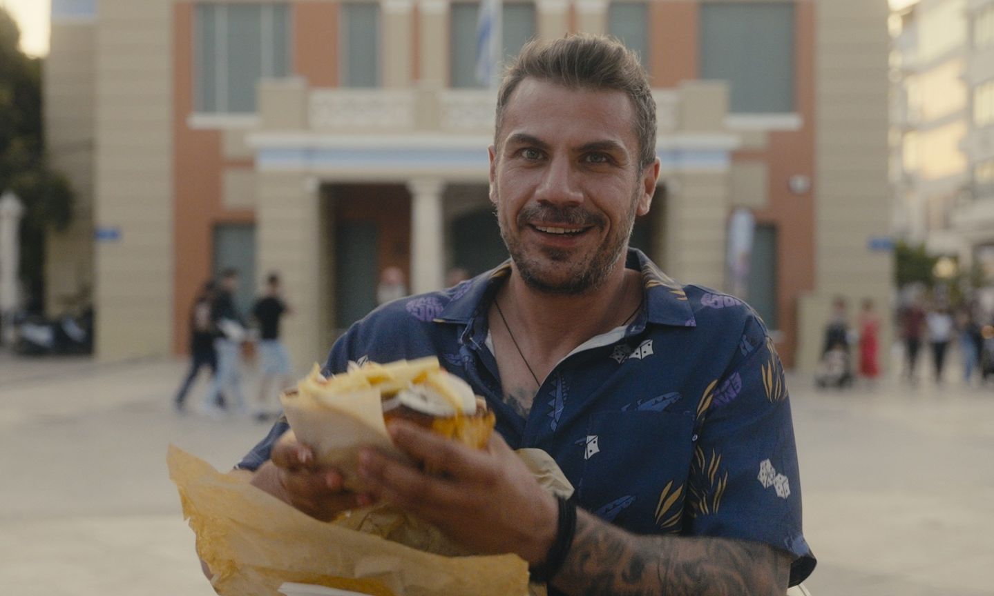 Το Akis’ Food Tour επιστρέφει με τον Άκη Πετρετζίκη πιο ανανεωμένο από ποτέ