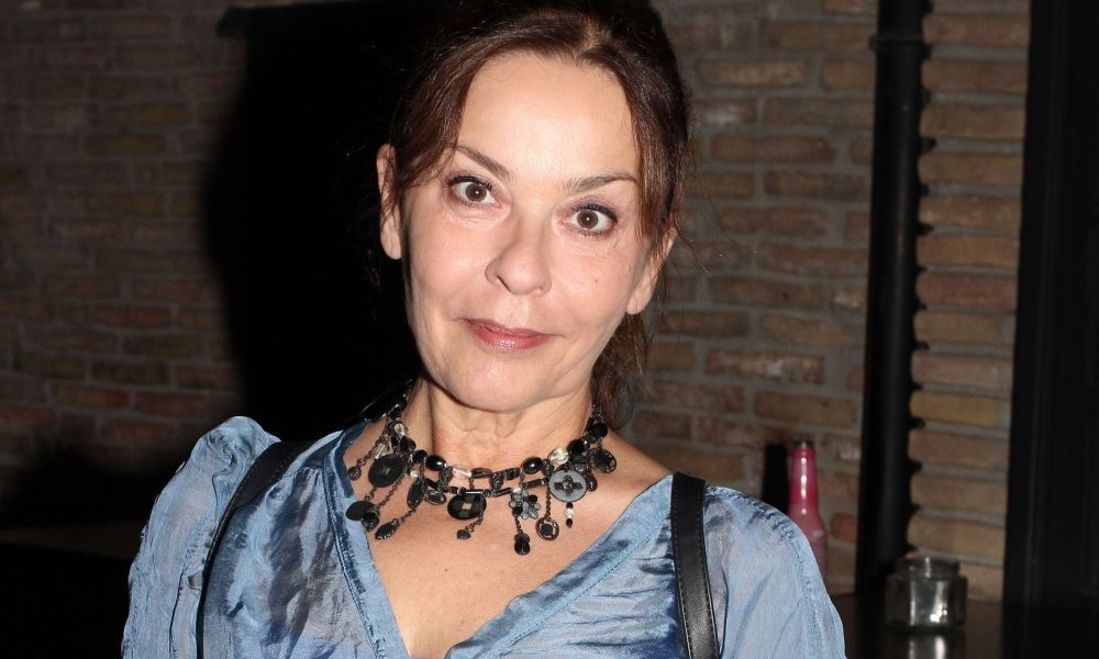 Αποκαλυπτική η Πεφάνη: «Η σχέση κρατάει 17 χρόνια, πριν από κάθε παράσταση μού δίνει το γούρι μου»