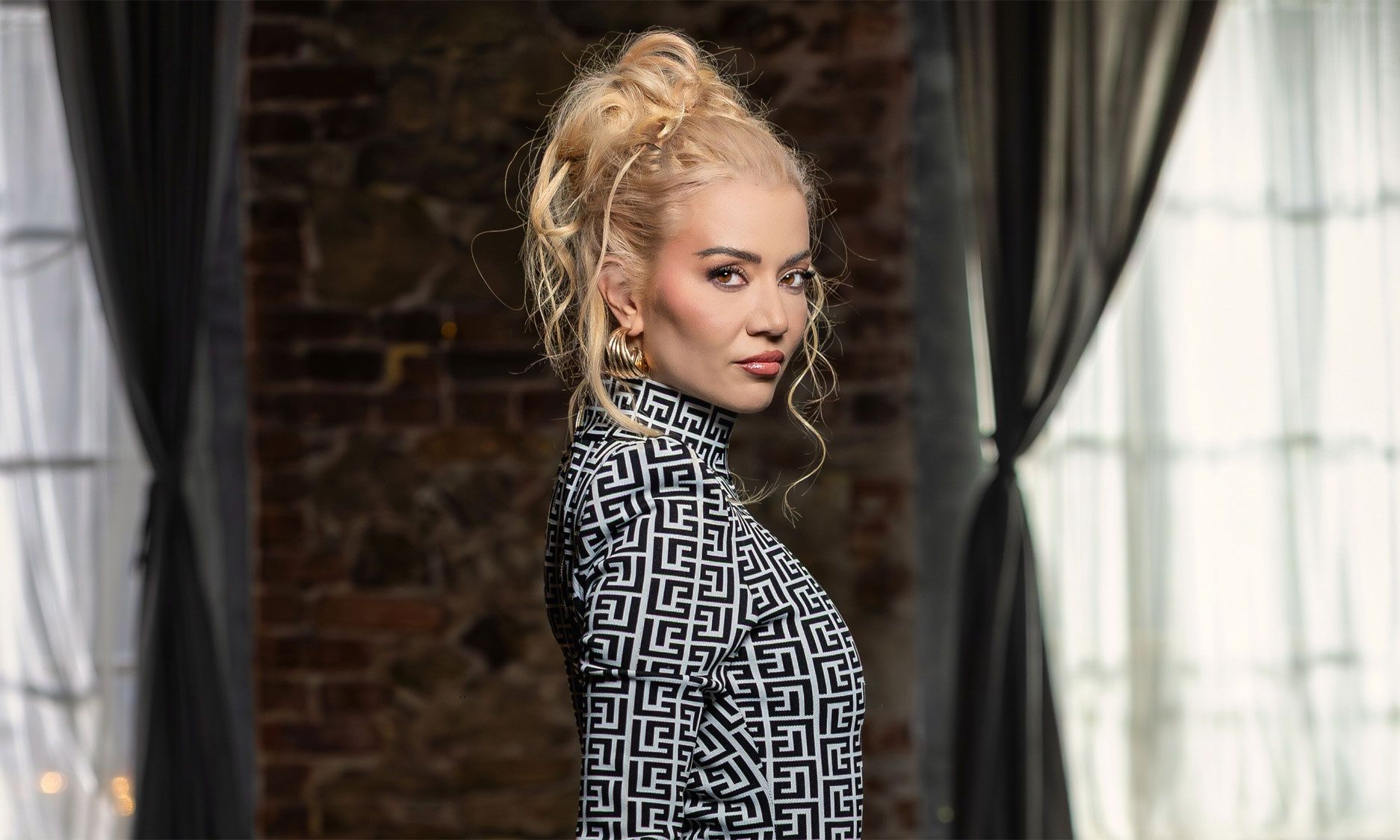 Γωγώ Λιδάκη: Με την υπογραφή του Κυριάκου Παπαδόπουλου το νέο της single «Δες τι έχασες»