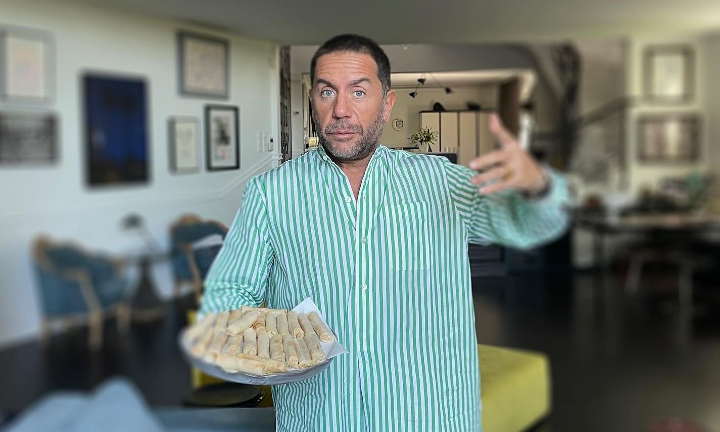 Μαζωνάκης: Μετά την καταιγίδα η ηρεμία! Η βόλτα στη Γλυφάδα για να περιποιηθεί τον εαυτό του