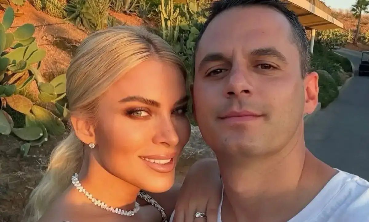 Κατερίνα Καινούργιου – Παναγιώτης Κουτσουμπής: Το νέο τρυφερό καρέ από την απογευματινή τους έξοδο