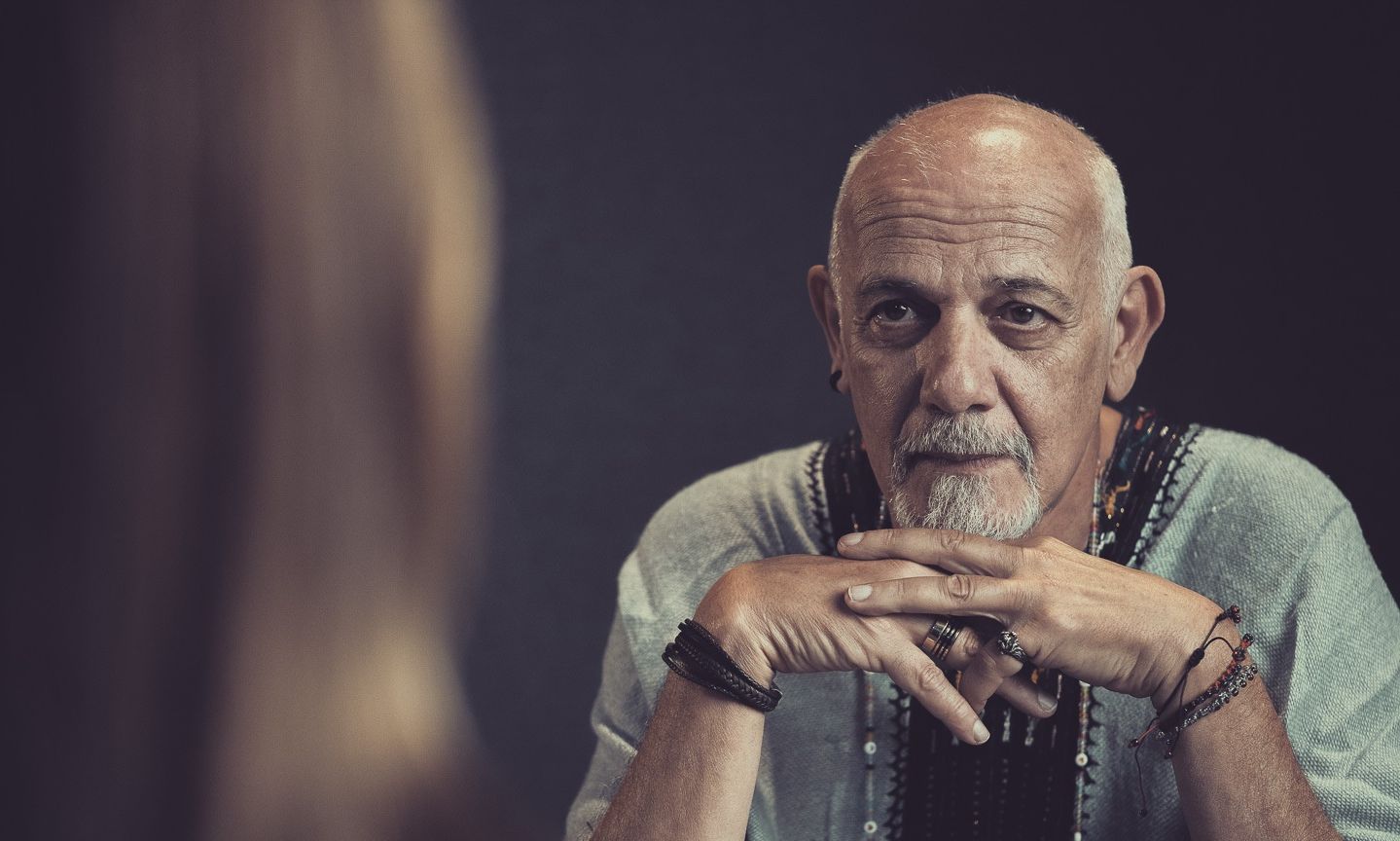 Κιμούλης: Το πιο επικίνδυνο είναι να μην σε αναγκάσει η χυδαιότητα των άλλων να γίνεις & εσύ χυδαίος