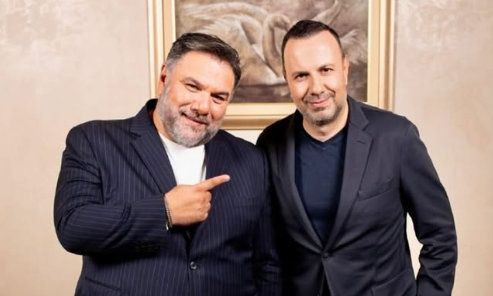 Αρναούτογλου: «Δεν πτοούμαι! Είμαι τόσο θρησκόληπτος που δεν έκανα σ@ξ κάθε Τετάρτη και Παρασκευή»