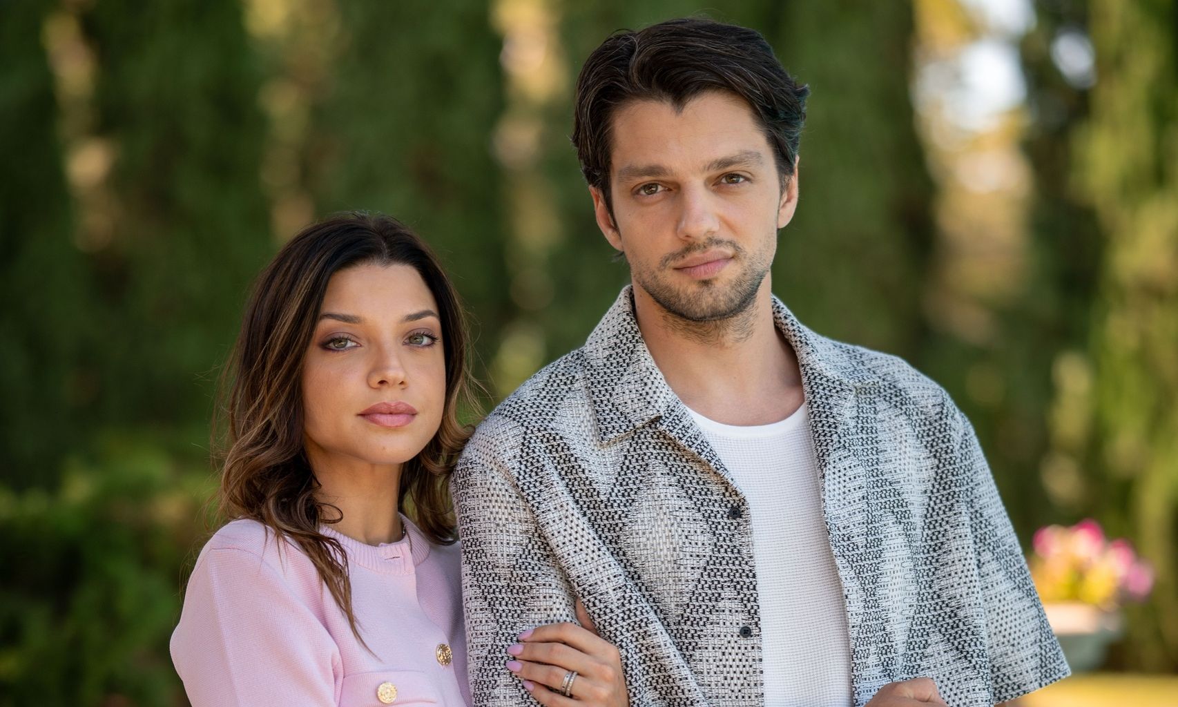 Να μ' αγαπάς: Μητρούση-Πιεχόβιακ: «Όταν θα μάθουν για τα δίδυμα, θα νιώσουν προδομένοι»