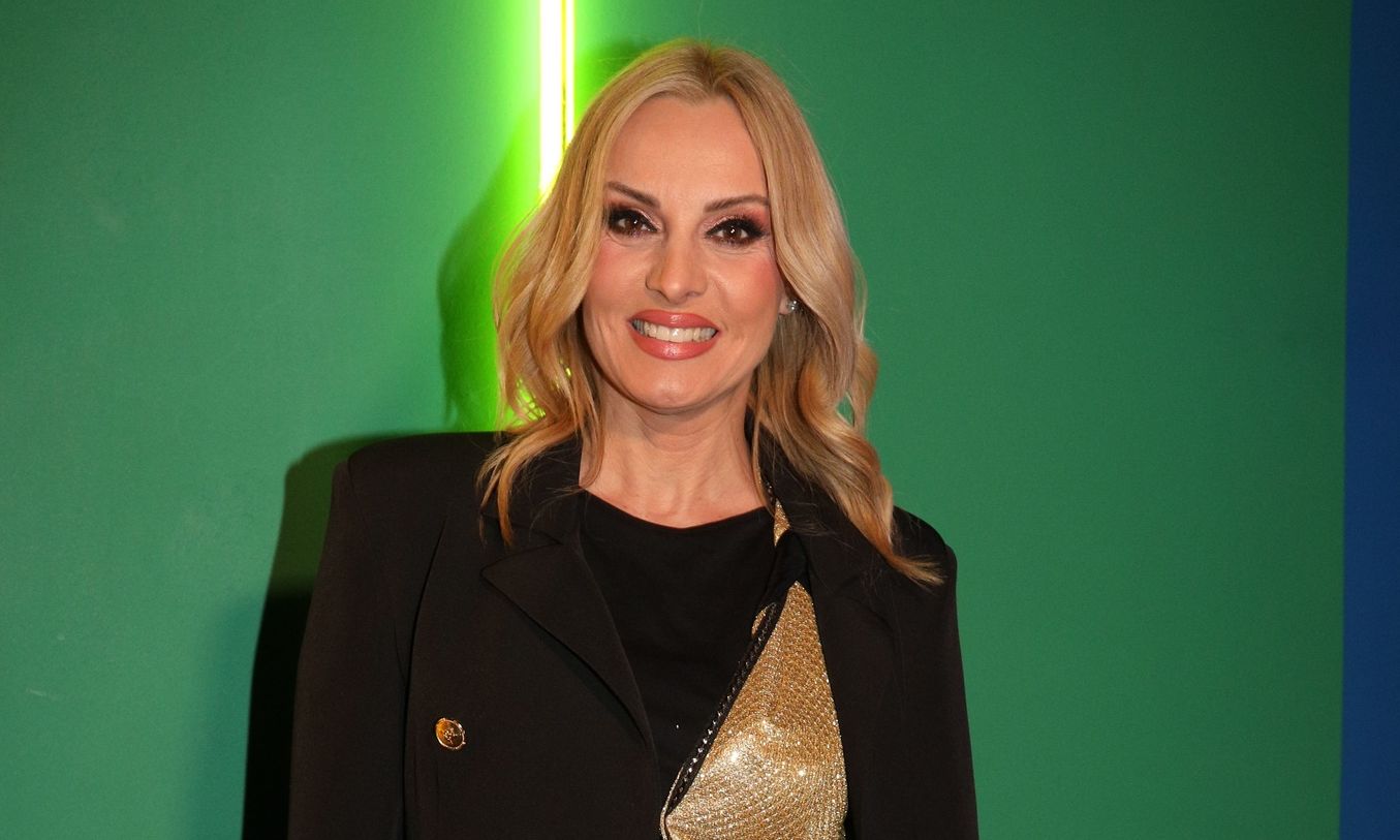 Πέγκυ Ζήνα:«Γελάω πάρα πολύ με αυτούς τους ανθρώπους. Λυπάμαι που κακομεγαλώνουν με αυτόν τον τρόπο»