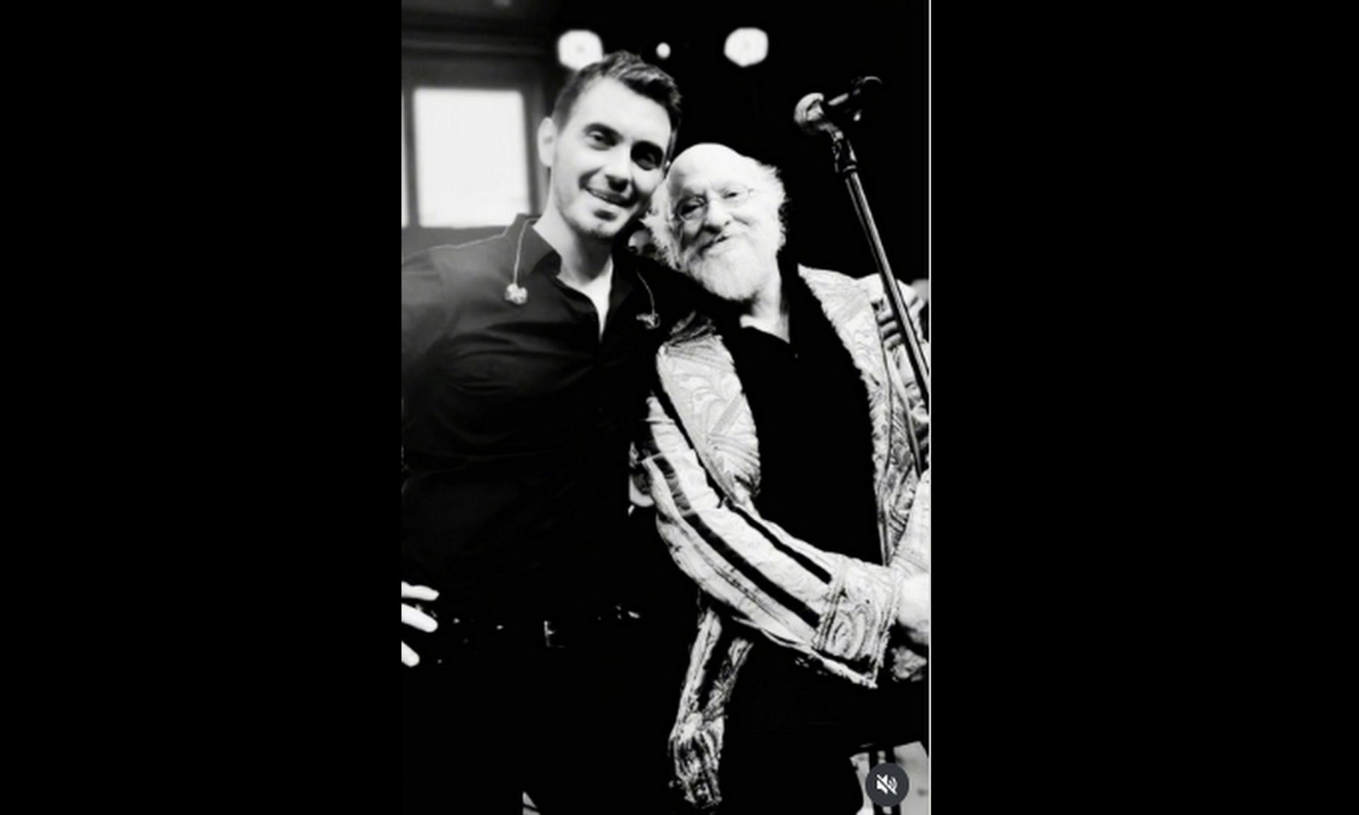 Το συγκινητικό αντίο του Χατζηγιάννη στον Σαββόπουλο: «Οι χοροί θα κρατήσουν για να σε θυμίζουν»