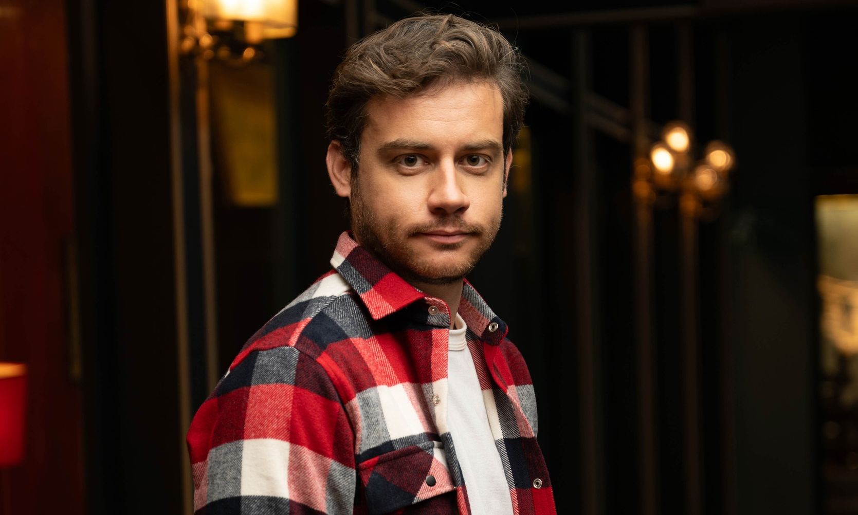 Γιατί ρε πατέρα;: Όσα θα δούμε στο επεισόδιο της Δευτέρας- Η Τίνα ερωτεύεται τον Φώντα