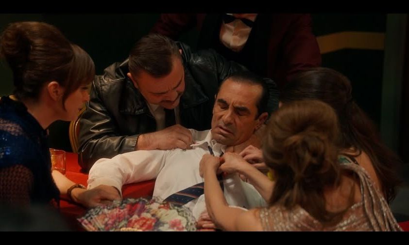 Porto Leone – X: Mαχαίρωσαν τον Καπετανάκο και εκείνος ζητούσε ουίσκι–«Το συκώτι να του κοιτάξουν»