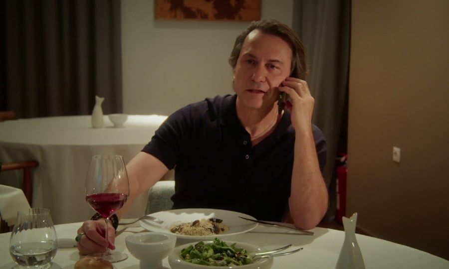 Να μ' αγαπάς: Ο Άγγελος απλώνει τον ιστό του γύρω από τους Καλλιγά, αγοράζοντας το πατρικό τους &...