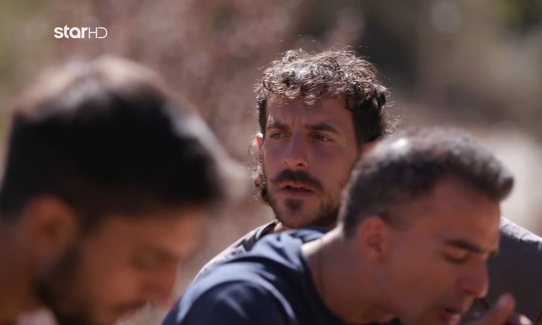 Φάρμα - Έξαλλοι στο σπίτι: Έφτιαξε τυρί και το έφαγε όλο μόνος του! - «Κλέβει τις προμήθειες»