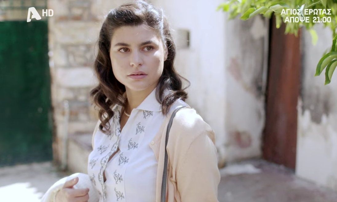 Άγιος Έρωτας: H Χλόη επισκέπτεται τον Νικόλαο δίνοντας του κουράγιο με μια τρυφερή αγκαλιά...