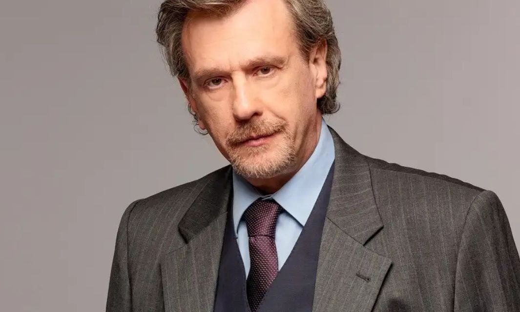 To σπίτι δίπλα στο ποτάμι: Ώρες αγωνίας για τον Απόστολο – Η καρδιά του τον προδίδει