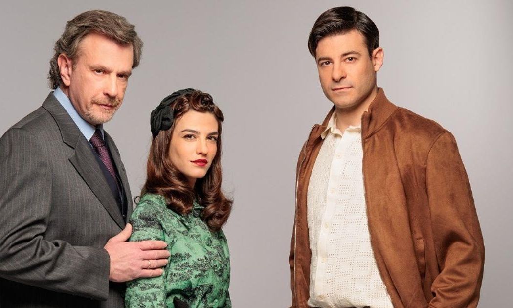 Το Σπίτι Δίπλα Στο Ποτάμι: Η Μελισσάνθη πιάνεται στα πράσα να φιλιέται με τον Άγγελο