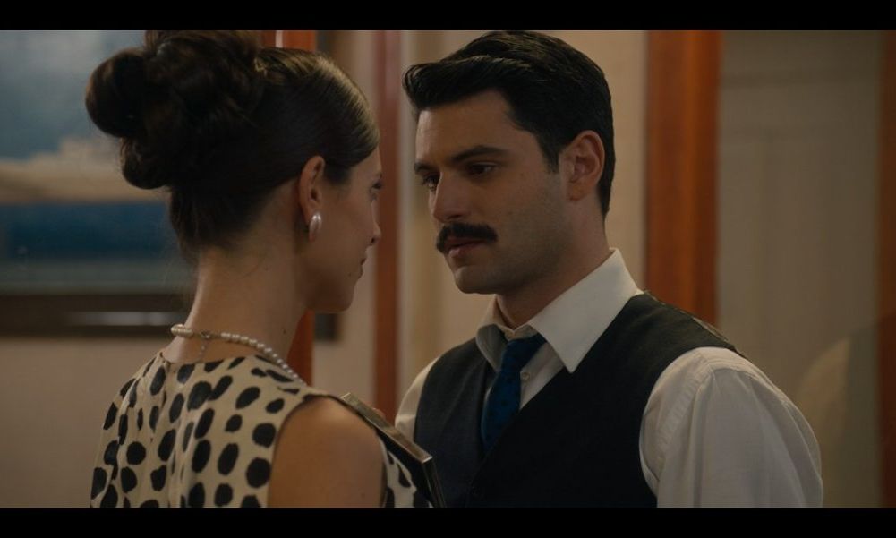 Porto Leone: Η Άντζελα έρχεται κοντά με τον Γρηγόρη, όμως μια συνάντηση θα την κάνει να "παγώσει"