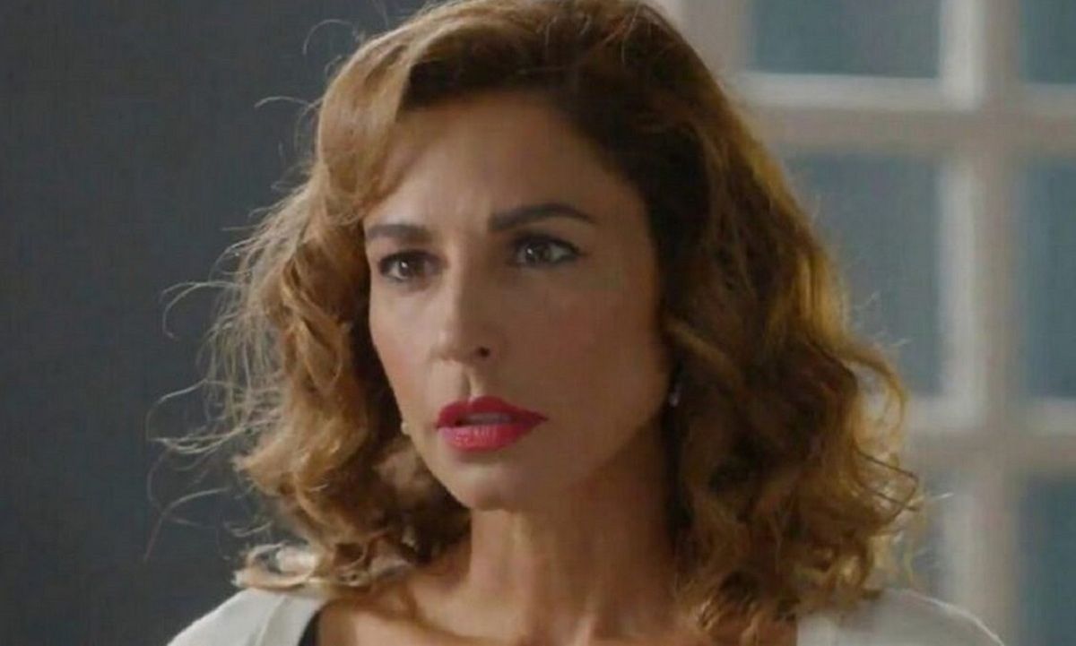 Άγιος έρωτας – νέα επεισόδια: Η Χριστίνα ζει δύσκολες στιγμές στη φυλακή