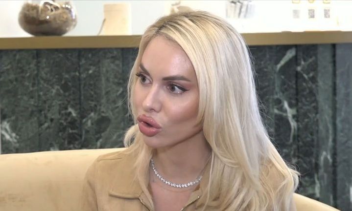 Τζούλια Κόλλια: «Το αυτοάνοσο που διαγνώστηκα προκάλεσε την αποβολή μου»