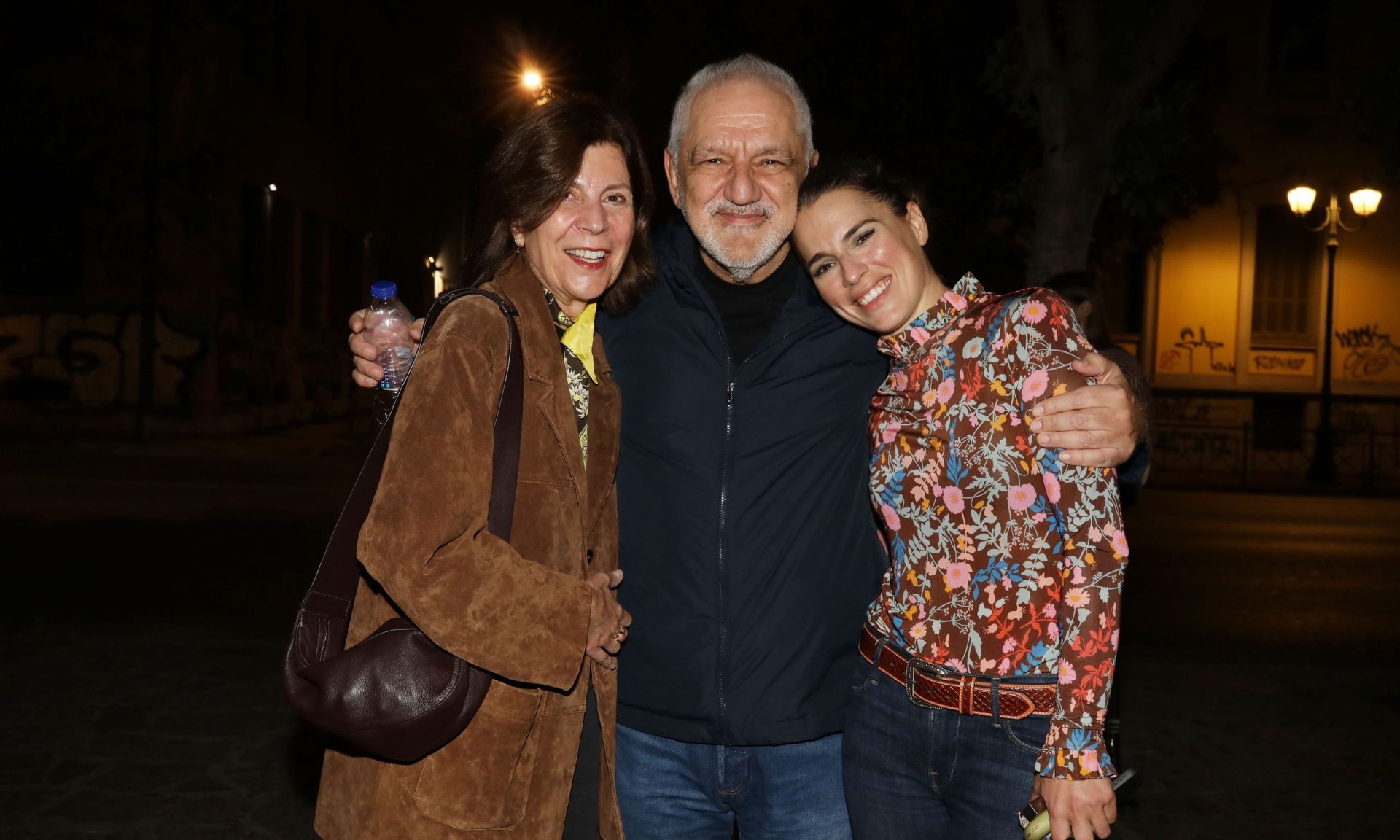 Νίκος Πορτοκάλογλου: Στο θέατρο με την κομψή σύζυγό του – Η σπάνια κοινή εμφάνιση